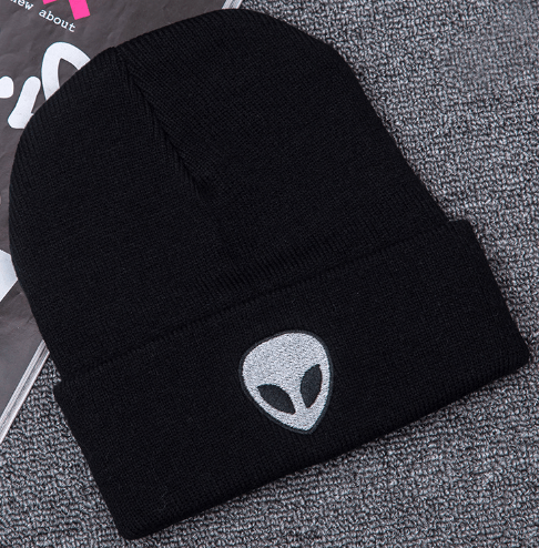 CHILLAX Alien Embroidered Knit Beanie for Men & Women - Y Files