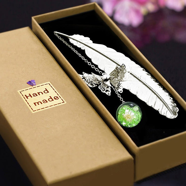 Chinese Style Metal Feather Bookmark with Preserved Flowers - Y Files