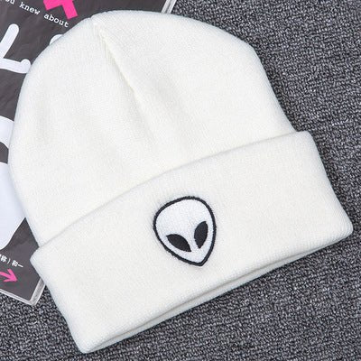 CHILLAX Alien Embroidered Knit Beanie for Men & Women - Y Files