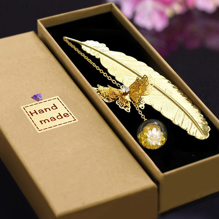 Chinese Style Metal Feather Bookmark with Preserved Flowers - Y Files