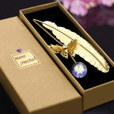 Chinese Style Metal Feather Bookmark with Preserved Flowers - Y Files